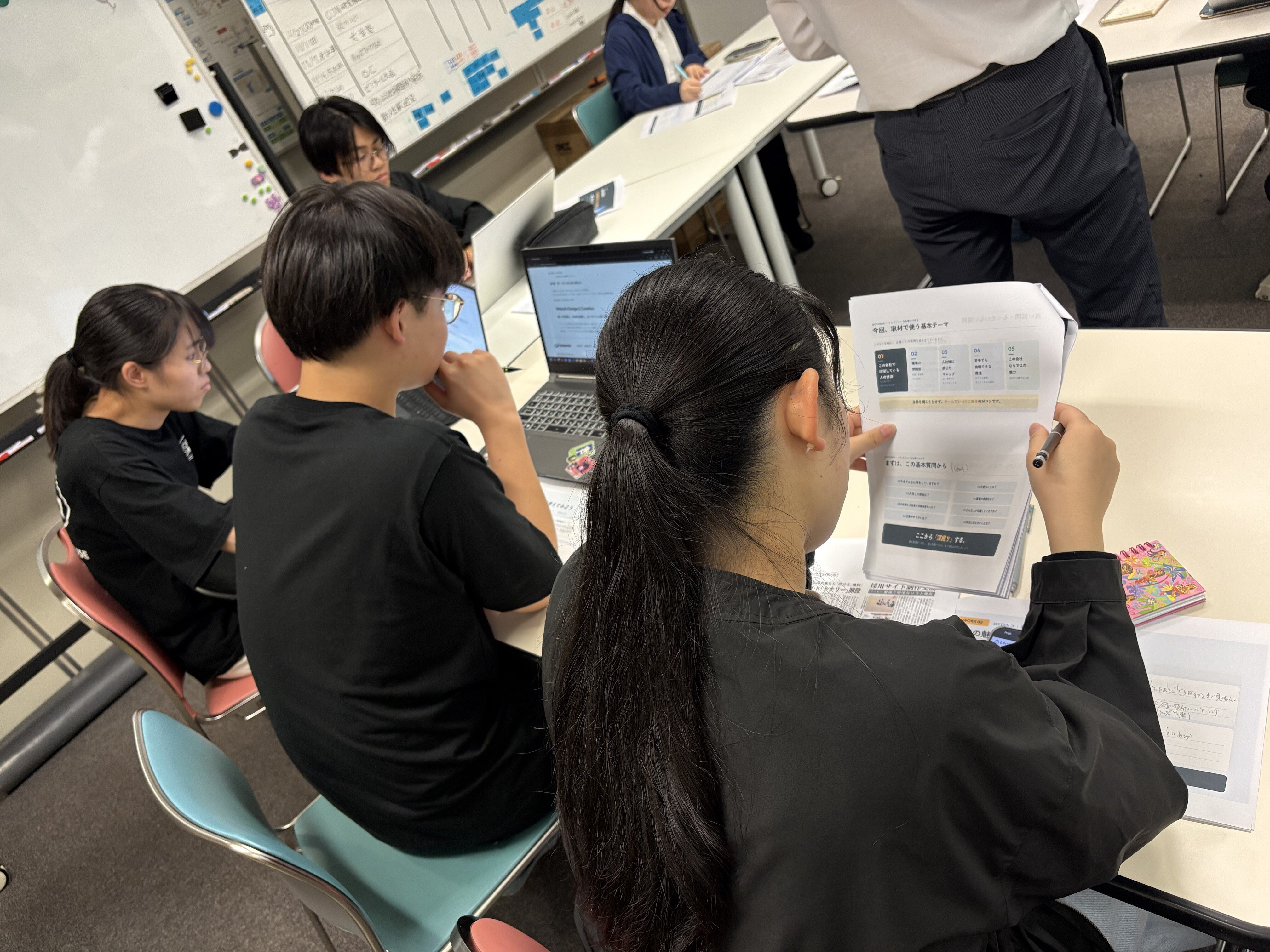 ソフトピア共同研究室の学生による岐阜県内情報産業企業の魅力発信プロジェクトが始動！まずはリポーター研修を行いました。