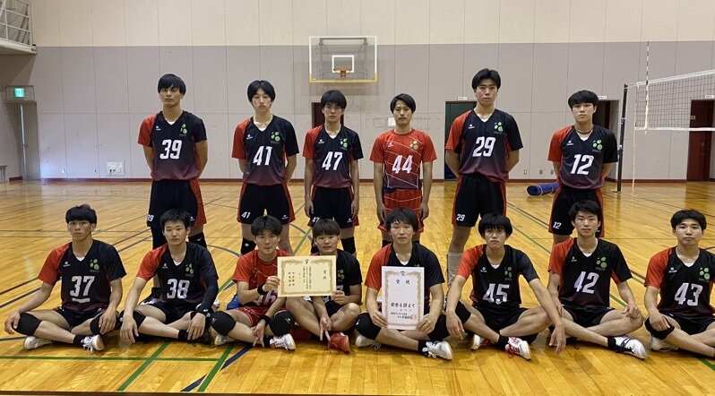バレー部が男女ともに中部日本総合選手権大会に岐阜代表で出場します 
