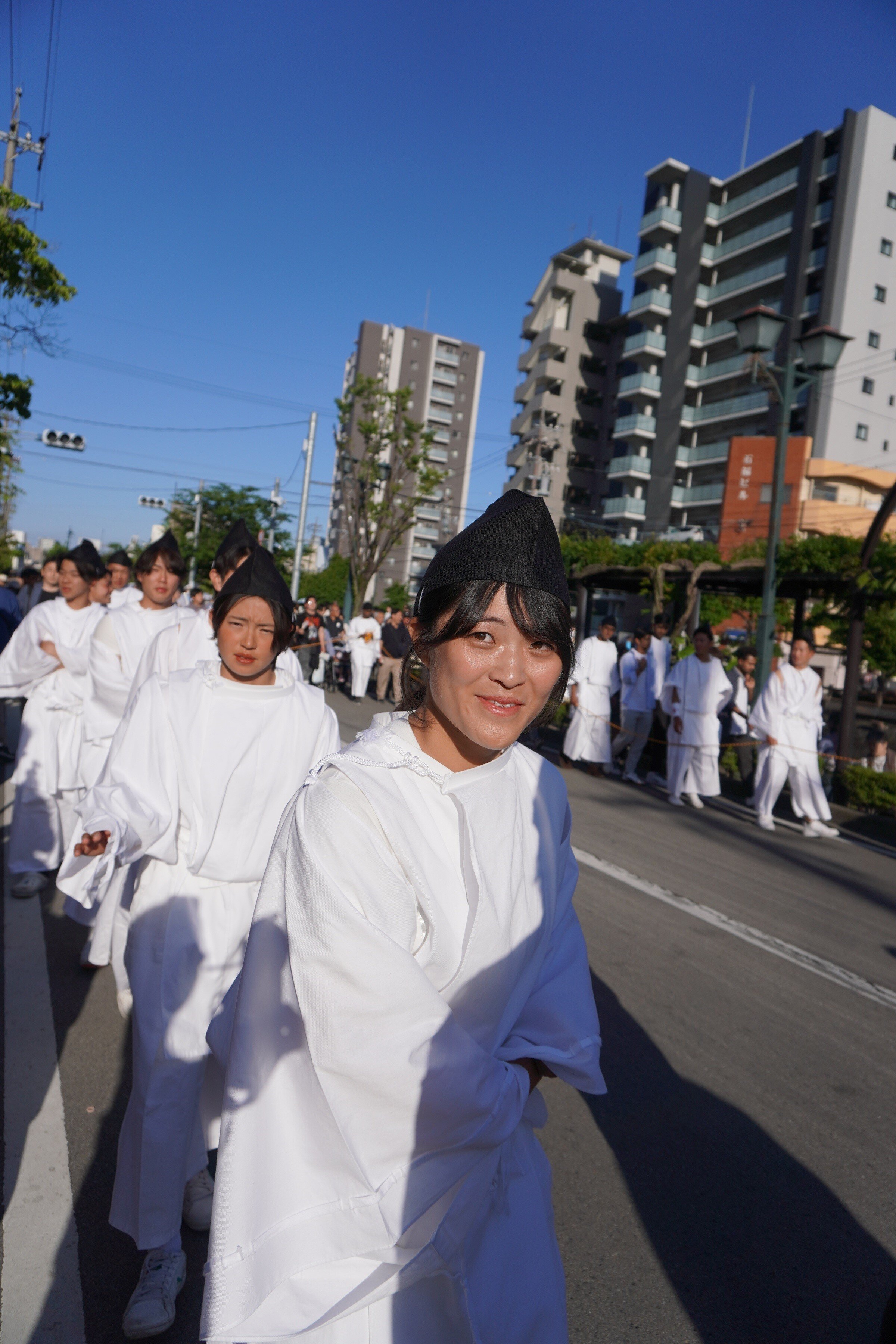 2026年5月10日の本楽において、御輿と13両による大垣まつり行列が実施され、本学学生が参加しました。 