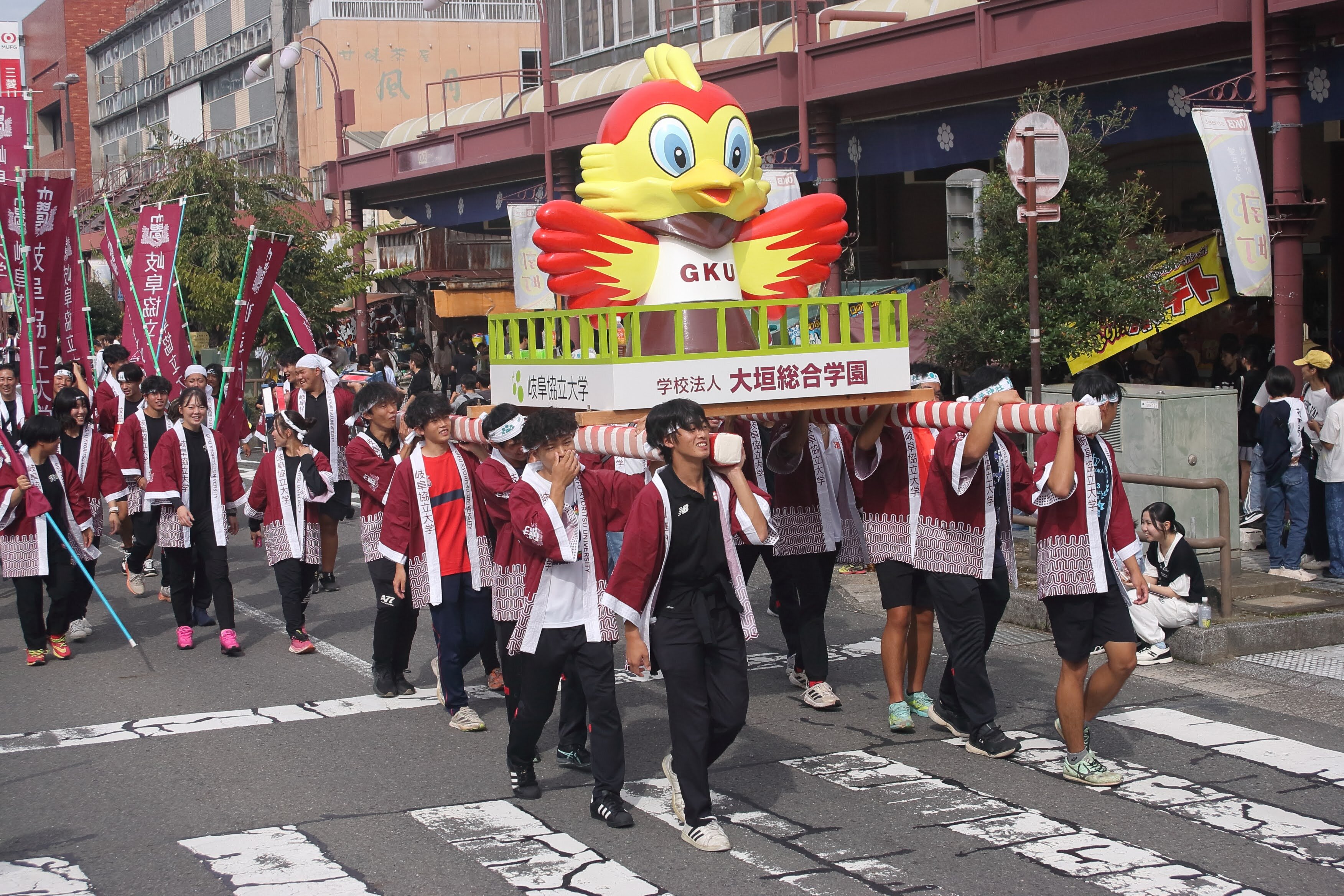十万石まつりに本学学生・教職員が参加しました