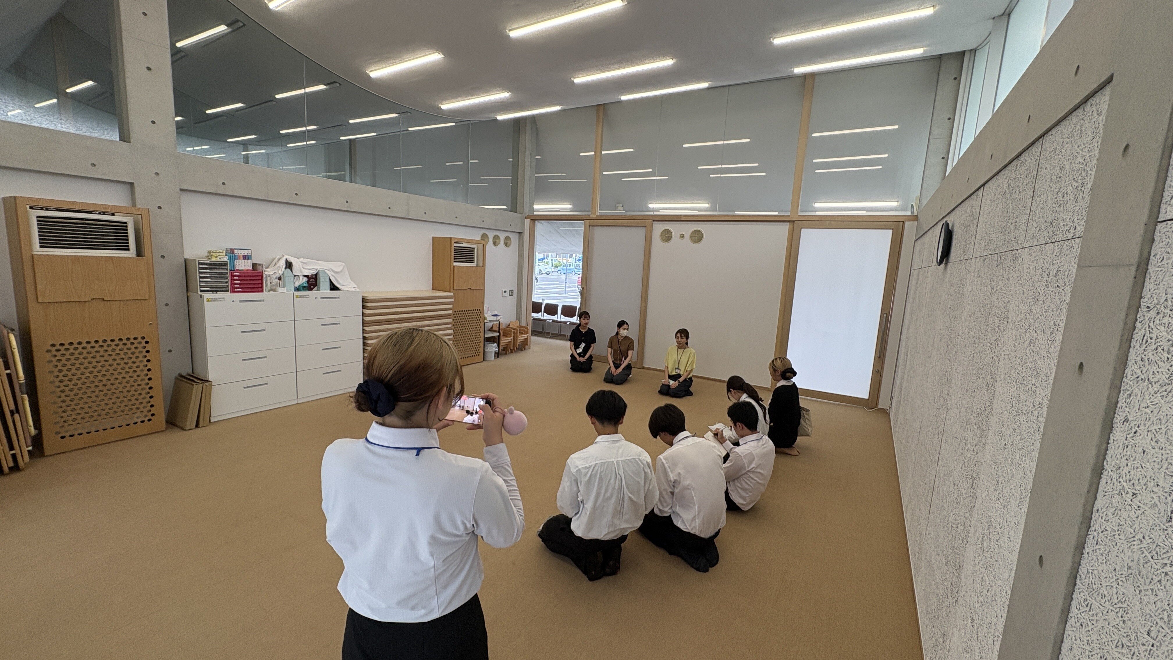 インターンシップA正課授業「企業PRインタビュー動画プロジェクト」外部実習を実施しました 